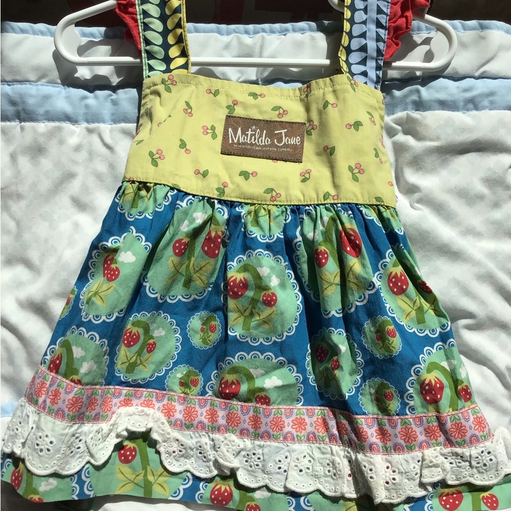 Matilda Jane Knotted Strawberry tunic love bug size 18 months